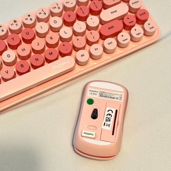 Pink Wireless Typewriter Keyboard and Mouse Set - Picture 3 of 6